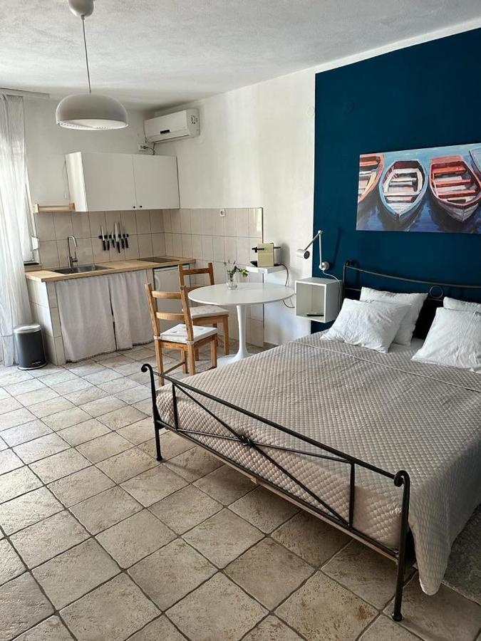 Apartments Zora Трогир Екстериор снимка