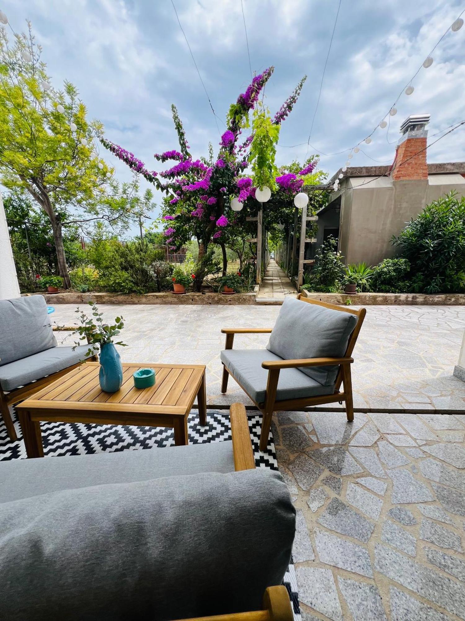 Apartments Zora Трогир Екстериор снимка